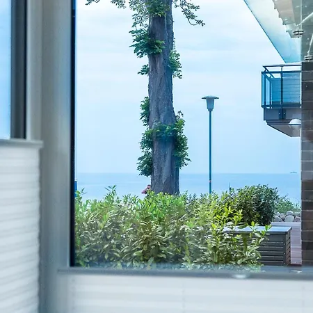 House Apartment *
